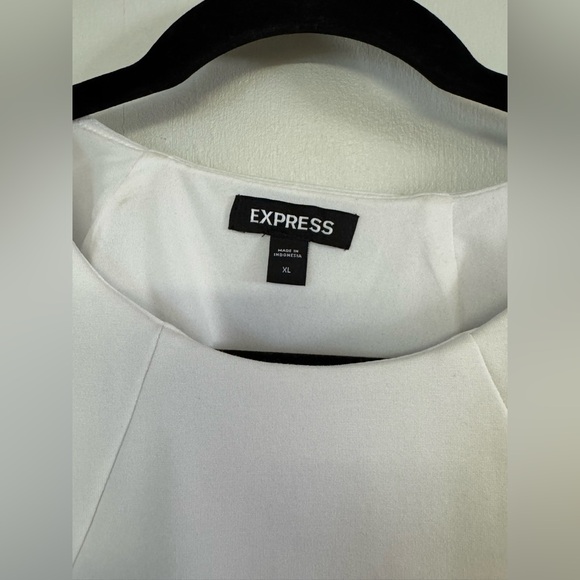 EXPRESS Skimming Ponte Boxy Tee - Picture 4 of 4